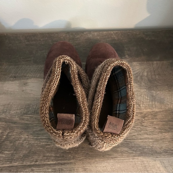 Muk Luks Dark Brown Faux Suede & Knit Patti Boots Ankle Booties Women's Size 7 - Picture 4 of 5